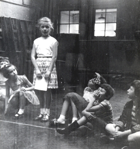 1960-Narrating School Play